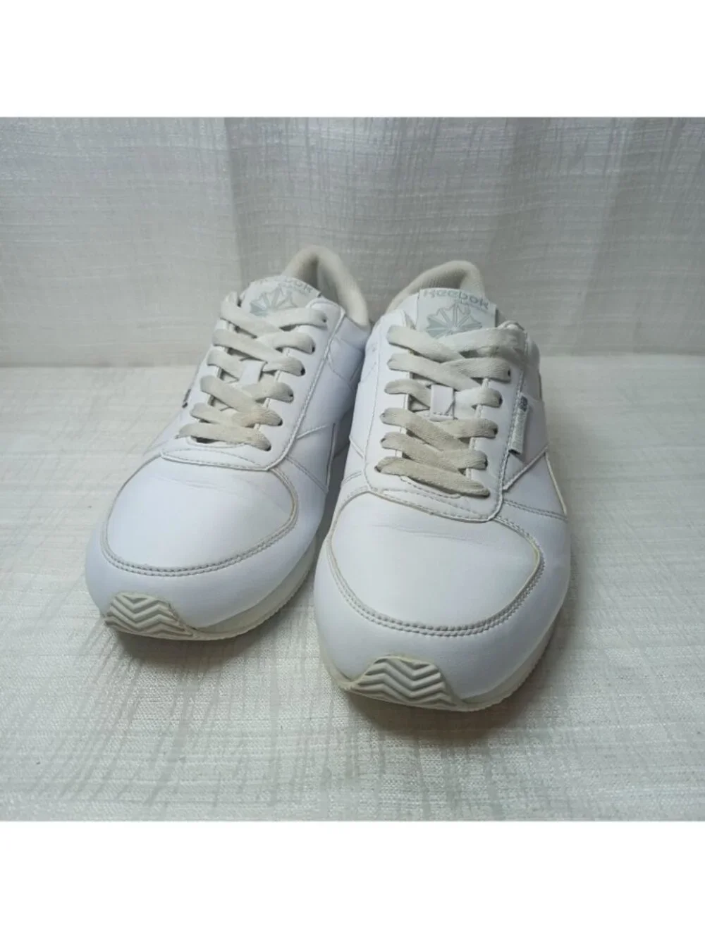 REEBOK Classic Leather White Sneakers Mens 10 XWIDE 4E J98771 Extra Wide Walking